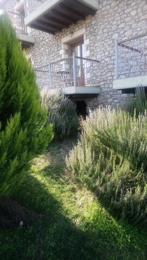 Hotel Pelasgos Karítaina エクステリア 写真