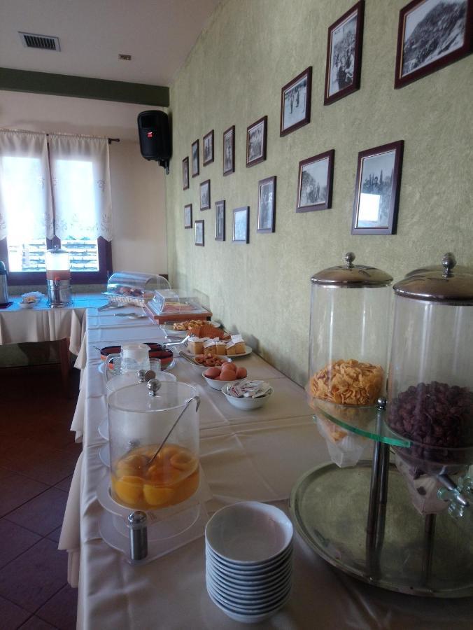 Hotel Pelasgos Karítaina エクステリア 写真